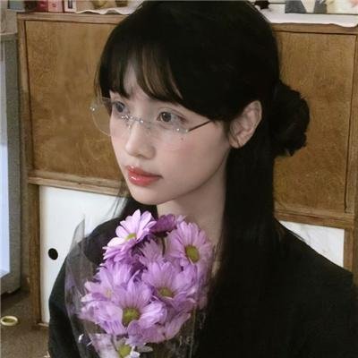 老妇与鸽子